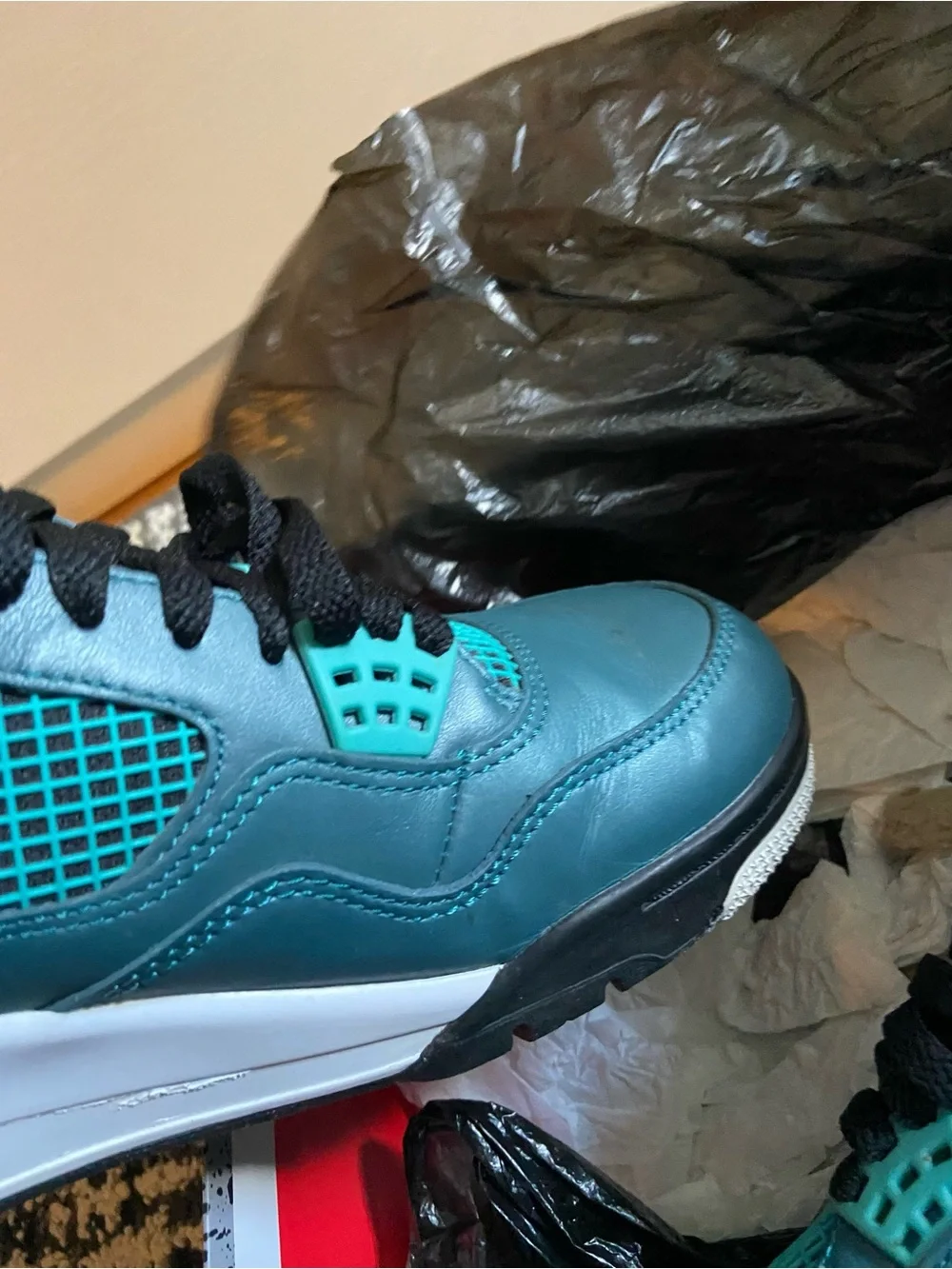 Jordan bold teal